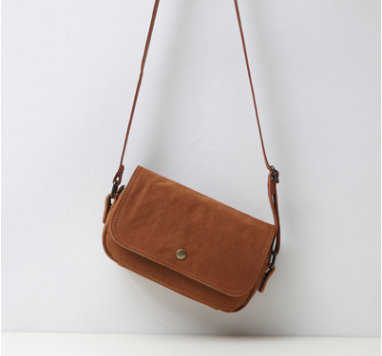 Bolso Mensajero Trendy para Estudiantes - Versátil y Moderno para Mujer - Image 4