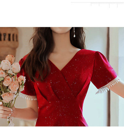 Vestido de Novia Vino Tinto Toast Bride - Diseño Elegante para Compromisos y Bodas - Image 12
