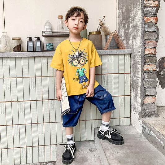 Conjunto Infantil de Dos Piezas con Pantalones Capri Cortos