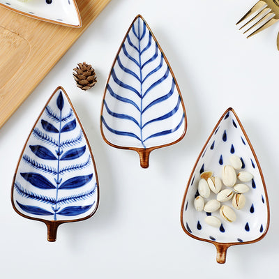 Juego de Platos para Botanas con Diseño Floral Japonés Pintado a Mano - Image 20