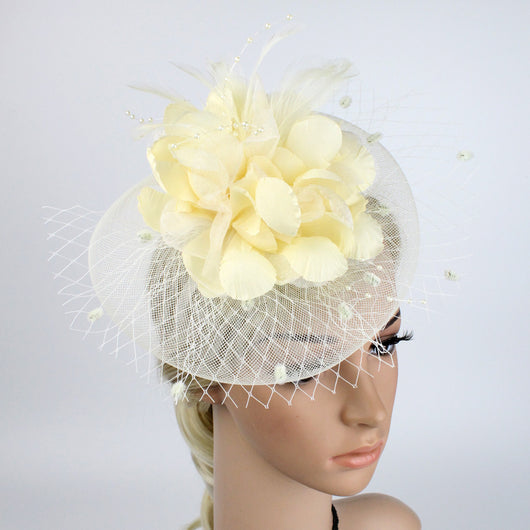 Diadema de Novia Elegante con Malla Billycock - Image 50
