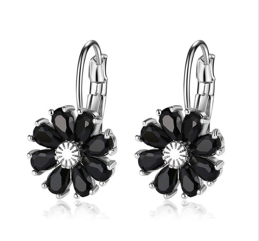 Collar y Aretes de Diamante Floral con Circón y Cobre