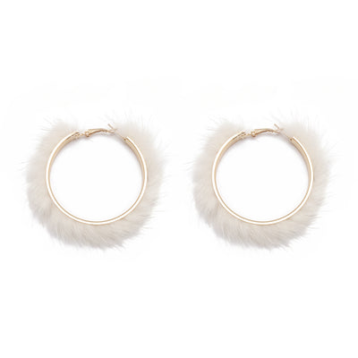 Aretes de Piel de Visón con Círculo Metálico - Elegancia y Temperamento - Image 6