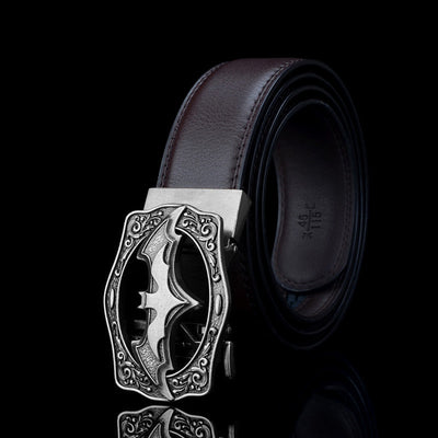 Cinturón Casual para Hombre con Hebilla Automática Estilo Murciélago Vintage - Image 7