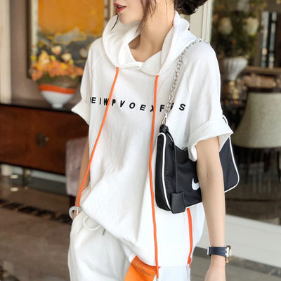 Playera Suelta con Capucha y Mangas Cortas para Mujer - Image 2