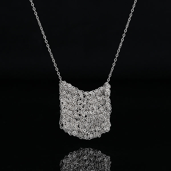 Collar de Plata Esterlina con Diseño de Bolsa de la Suerte para Mujer - Image 3