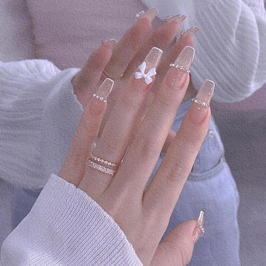 Parches de Uñas con Cadenas de Diamantes y Moños
