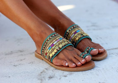 Sandalias Étnicas de Metal con Base Plana para Mujer - Image 15