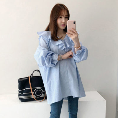 Blusa Suelta con Cuello V y Volantes - Image 3