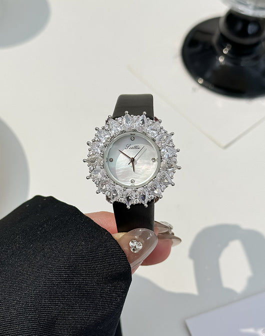 Reloj de Lujo Asequible para Mujer con Diamantes - Image 13