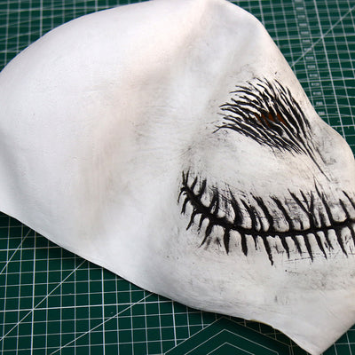 Máscara de Fantasma Látex Premium para Fiestas de Mascarada y Halloween - Image 10