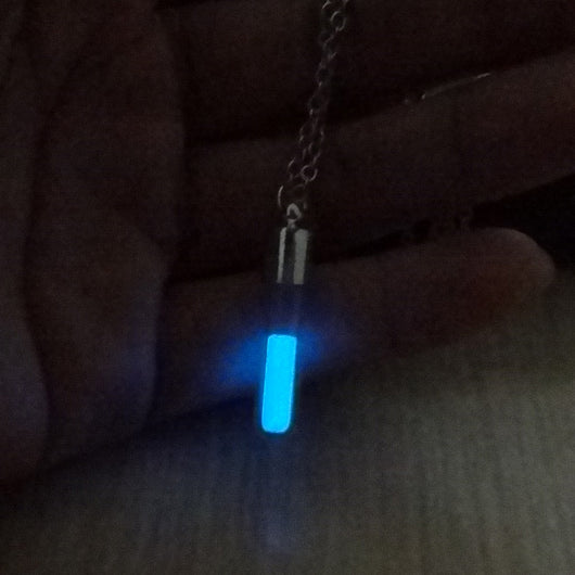 Collar Tubo de Vidrio con Polvo Luminoso - Image 7