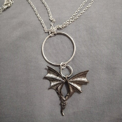 Collar Colgante Alas de Demonio en Metal - Image 6