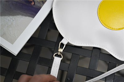 Bolso Bandolera Creativo con Diseño de Huevo Frito para Niña - Image 4