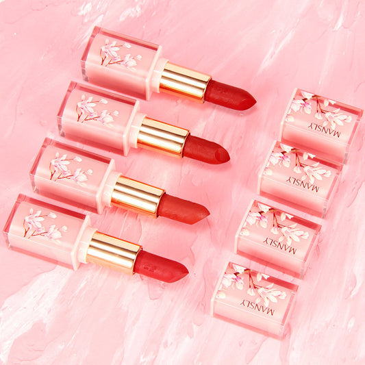 Labial Mate Terciopelado con Efecto Blanqueador e Hidratante
