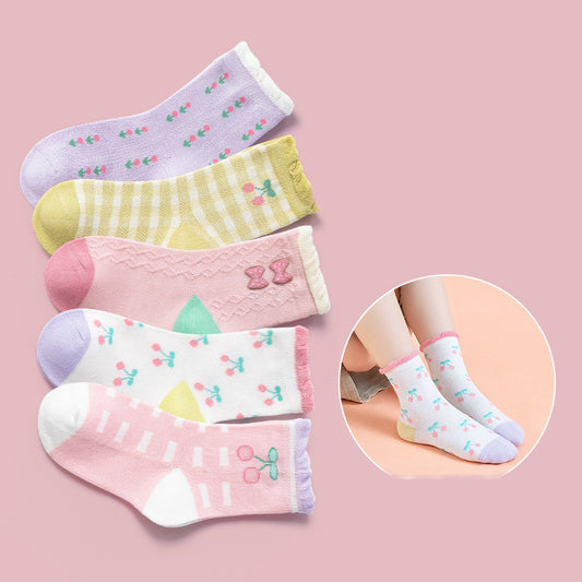 Calcetines Infantiles a Cuadros Franceses con Fresa y Dibujos Adorables - Image 2