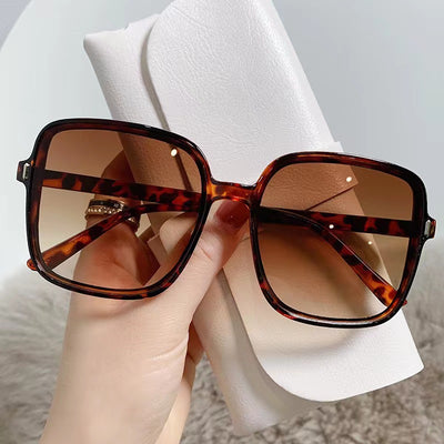 Gafas de Sol Oversized con Protección UV - Estilo Fashion Mujer - Image 2