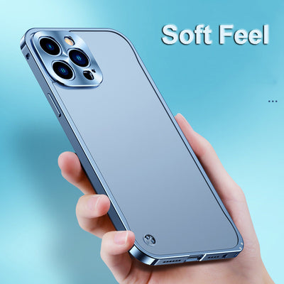 Funda Translúcida Esmerilada con Marco de Aluminio para Celular