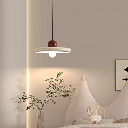 Lámpara Colgante Minimalista de Hierro en Tonos Crema para Sala