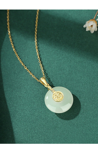 Collar de Jade Hetian con Símbolo Fu - Estilo Chino Retro en Plata de Ley y Oro de 18K - Image 7