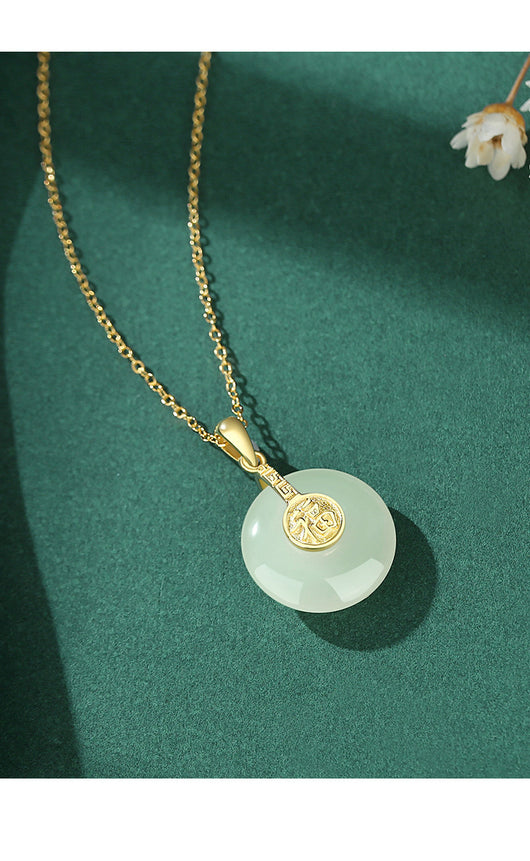 Collar de Jade Hetian con Símbolo Fu - Estilo Chino Retro en Plata de Ley y Oro de 18K - Image 7