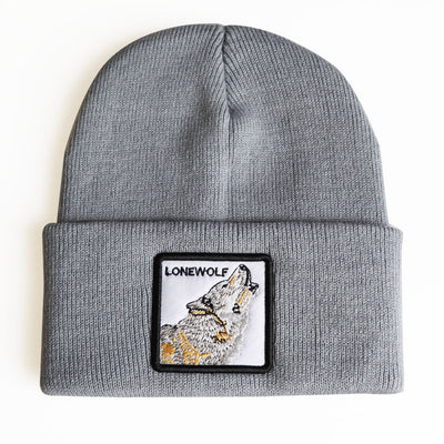 Gorro de Lana Tejido con Bordados de Animales para Invierno - Image 12