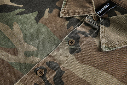 Camisa Hombre Camuflaje Vintage con Efecto Tinta Desgastada - Image 6