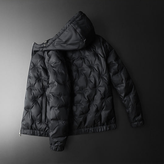 Chaqueta Acolchada con Capucha Bordada para Hombre Talla Grande - Image 9