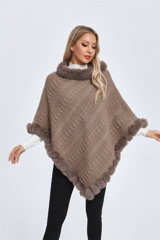 Poncho Tipo Capa de Punto Grueso con Cuello de Pelaje - Image 17