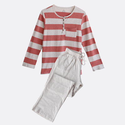 Pijamas a Juego para Parejas con Rayas Tejidas - Image 10