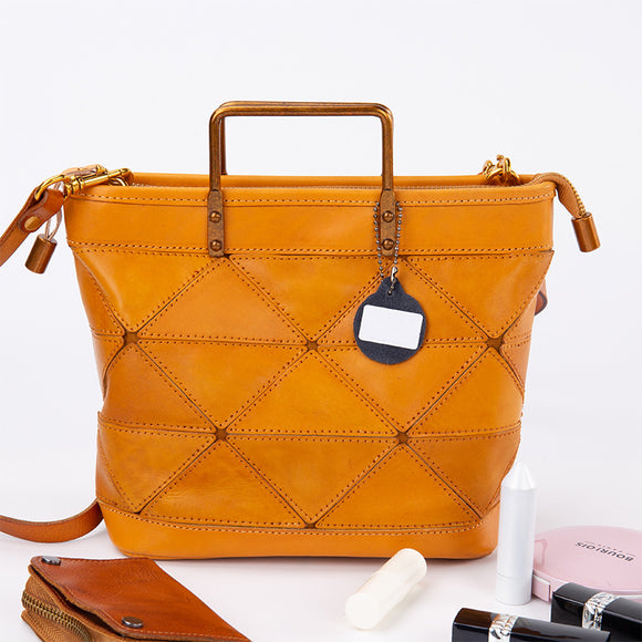 Bolso de Trabajo Geométrico en Cuero - Diseño Literario para Mujer