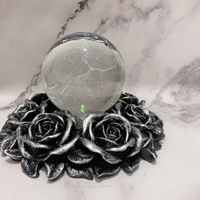 Soporte para Bola de Cristal Rosa en Resina - Decoración de Escritorio - Image 4