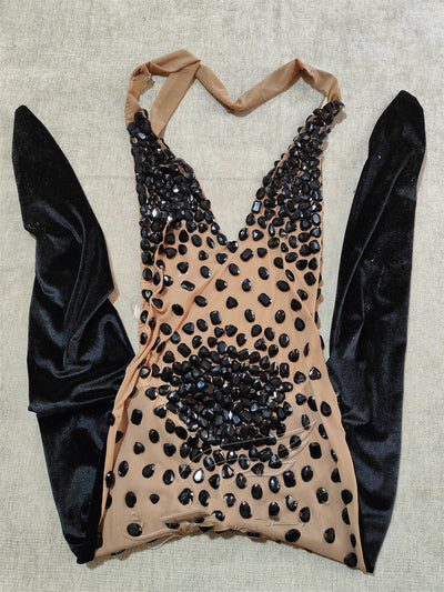 Traje de Presentación Elástico Gris Terciopelo con Cristales Brillantes para Mujer - Image 11