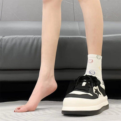 Tenis Deportivos Mujer con Plataforma Elevadora y Diseño de Estrella - Image 9