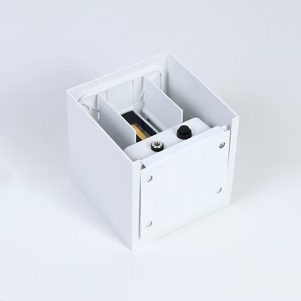 Lámpara de Pared LED Exterior Resistente al Agua en Aluminio - Image 7