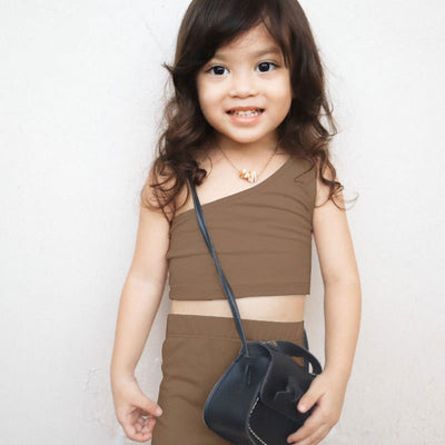 Conjunto Infantil Niña Blusa Hombros Descubiertos y Shorts de Algodón - Image 5
