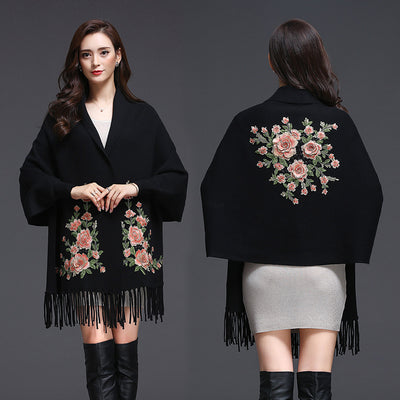 Capa Bordada para Mujer - Abrigo Grueso Elegante con Detalles Artesanales - Image 4