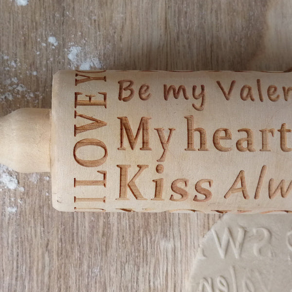 Rodillo para Galletas con Letras de Madera Grabadas para San Valentín