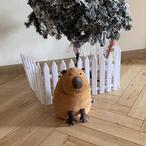 Muñeca Peluche Adorable con Capa de Agua
