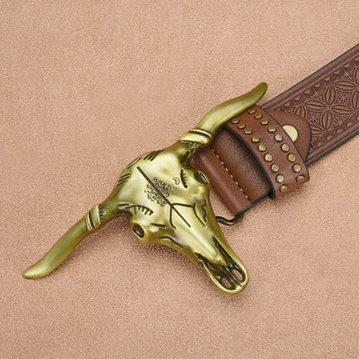Cinturón de Cuero Genuino para Hombre con Remaches Grabados - Image 3