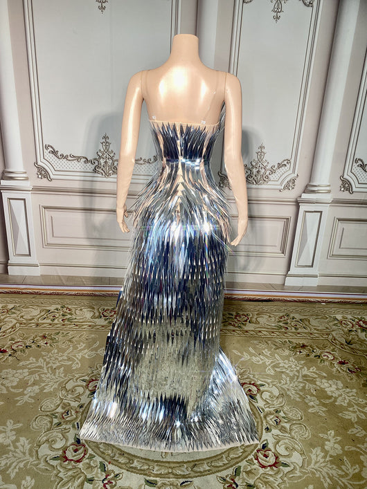 Vestido de Noche Elegante con Lentejuelas y Abertura Lateral - Image 8
