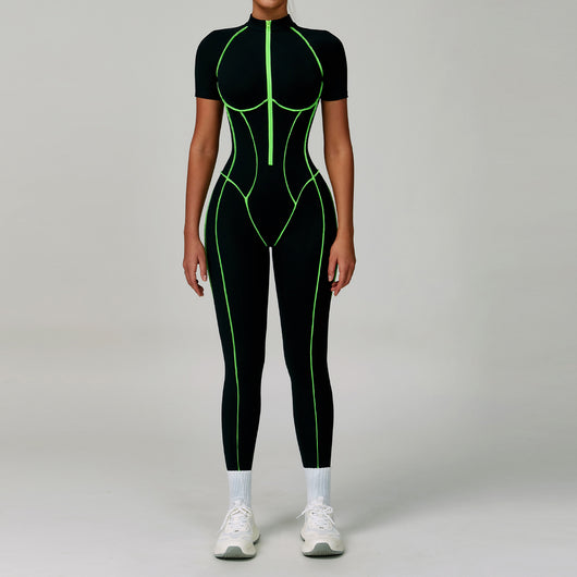 Jumpsuit Deportivo con Espalda Abierta y Detalles en Contraste - Image 3