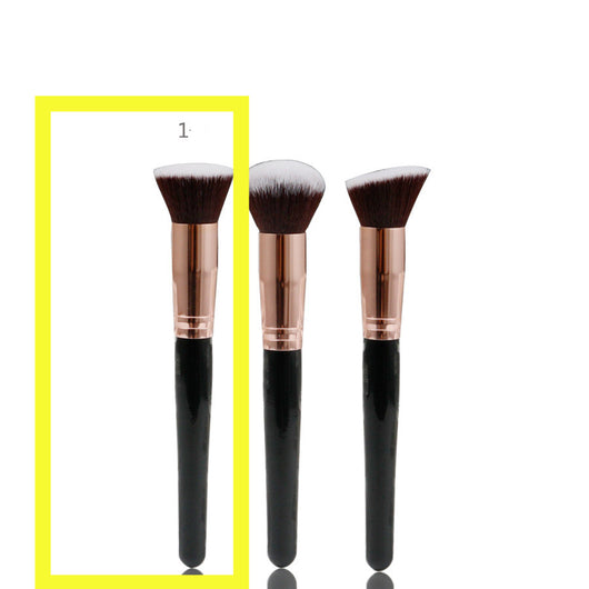 Set de 3 Brochas de Maquillaje Portátiles con Cabezal Plano Biselado - Image 17