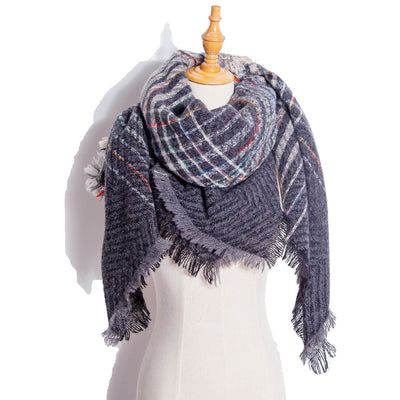 Chal Triangular Escocés para Otoño e Invierno - Amplio y Versátil - Image 61