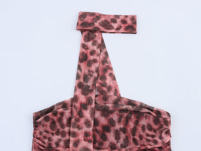 Blusa Escotada con Estampado Animal Print - Image 16