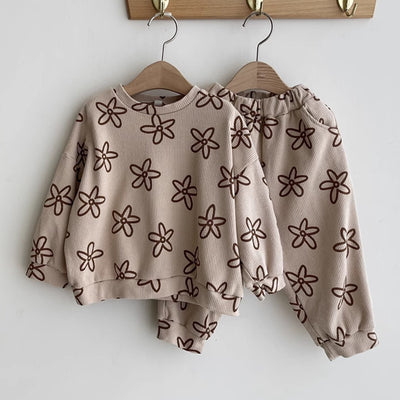 Conjunto Casual de Suéter Estampado y Pantalones Cómodos - Image 8