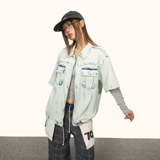 Camisa Denim Retro Desteñida con Mangas Cortas y Bordes Deshilachados - Image 12
