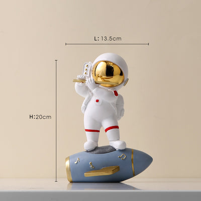 Figuras Decorativas Nórdicas de Astronauta en Resina - Image 6