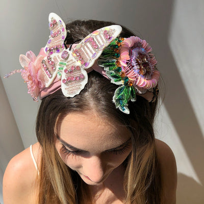 Diadema Mariposa con Perlas de Arroz, Diamantes y Lentejuelas - Image 9