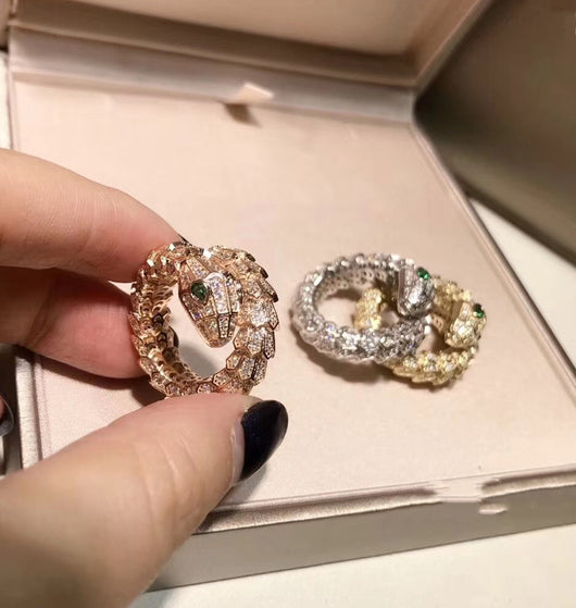 Conjunto de Pulsera y Anillo con Diamantes Micro Incrustados en Oro Laminado - Image 11